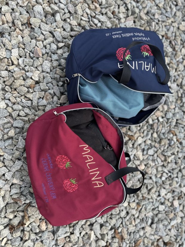 Obal - transportní taška na koňskou deku - Barva softshell: fialová - purple (č. 779), Chci výšivku, potisk?: ANO (ozvu se Vám emailem a doladíme detaily)