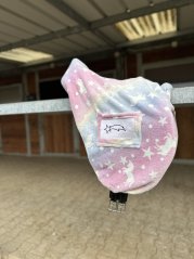 Obal na sedlo flees - anglie