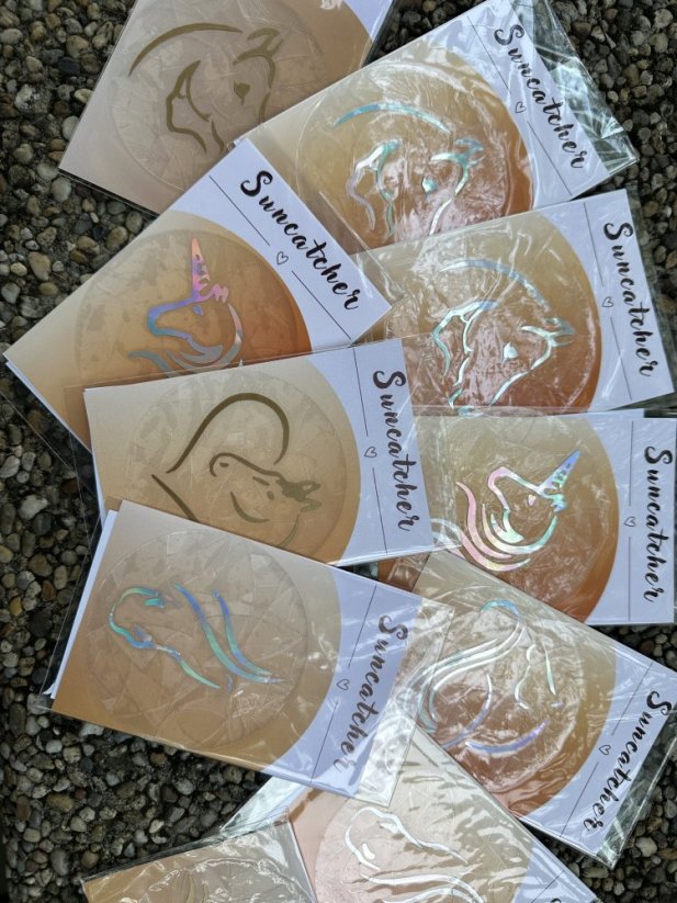 Lapač slunce - suncatcher - Barva obrázku: bílá, Obrázek: kůň v srdci