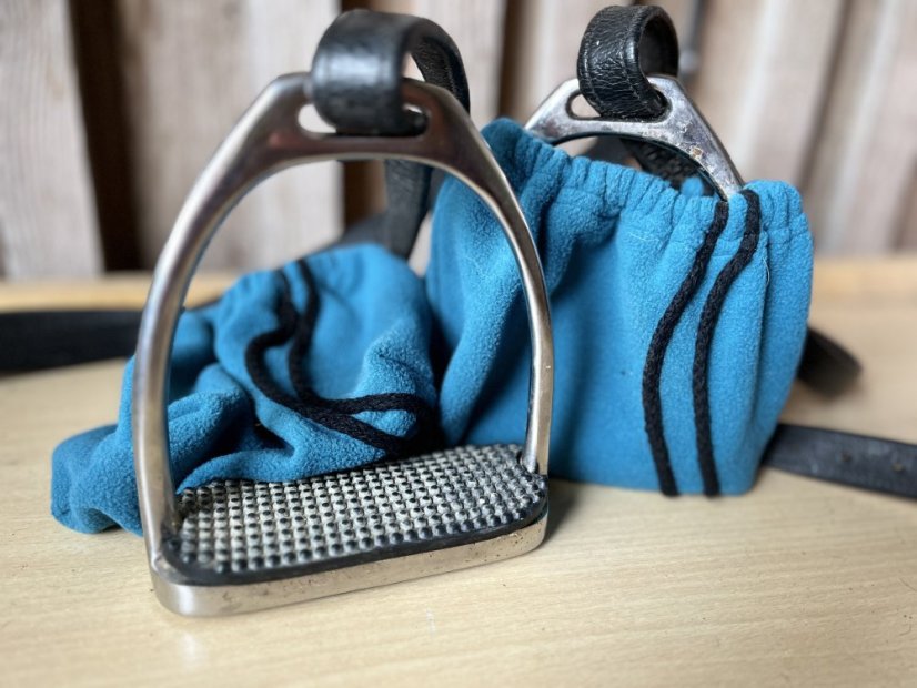 Obal na třmeny flees - Barva flees: Aqua (tyrkysová), Velikost třmeny: anglie