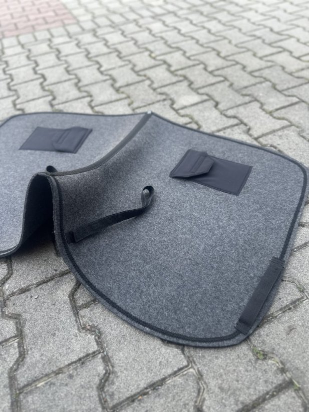 Podsedlová deka z vlněného filcu -  5 - Barva filc 5 mm: tmavě zelená, Typ: drezurní, Zápinky horní: zápinky dlouhé (za podbřšník)