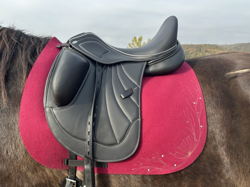 Podsedlová deka z vlněného filcu 3