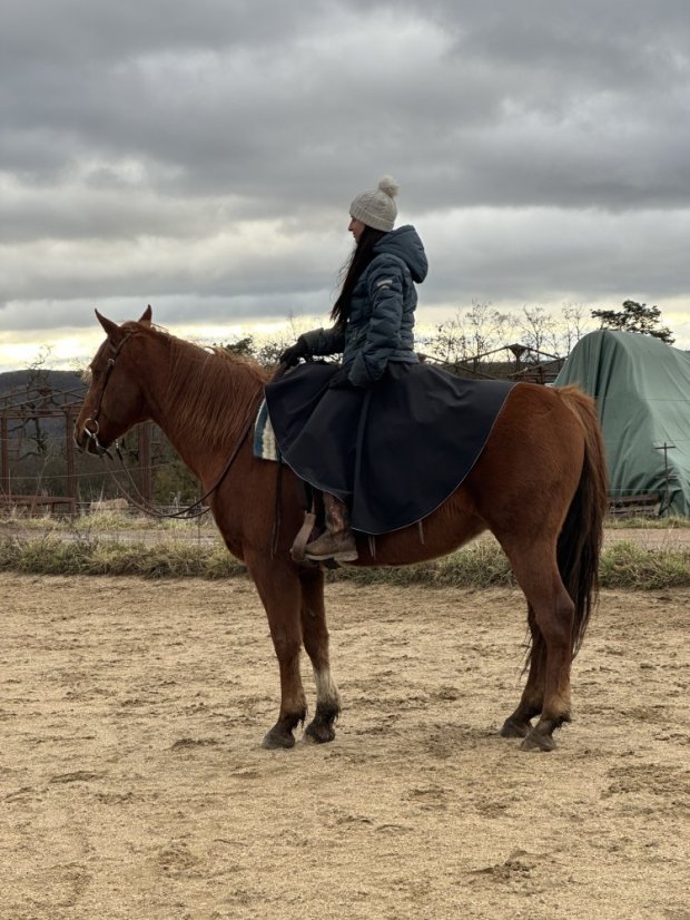 Jezdecká sukně VALKÝRA na objednávku - Velikost: L, Pas: Vysoký
