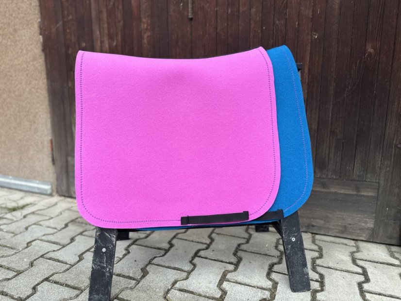 Podsedlová deka z vlněného filcu 3