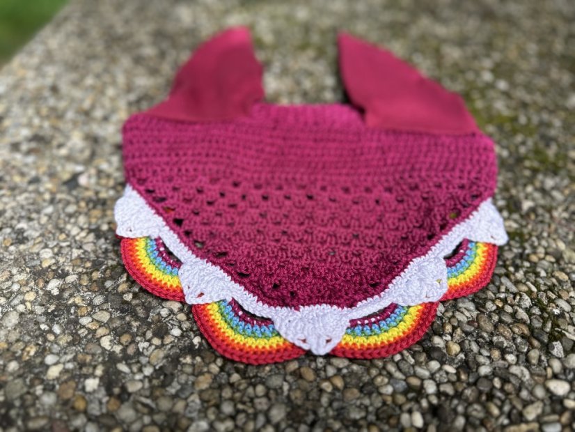 Háčkovaná čabraka, DUHA