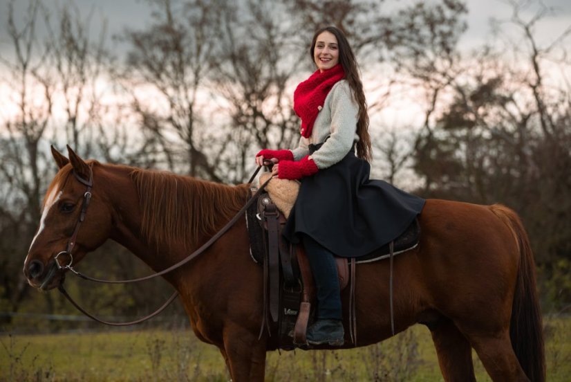 Jezdecká sukně Softshell krátká - Pas: Zavazování