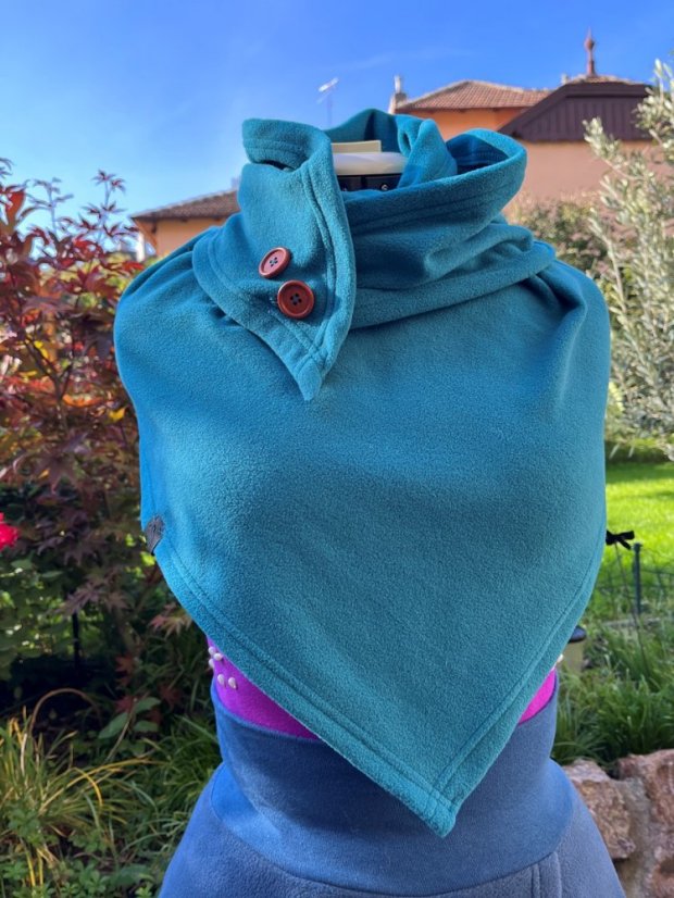 Šátek flees - na objednávku - Barva flees: jiná (prosím uveďte do poznámky v košíku), Zapínání – dřevěné: Kulatý knoflík tmavý